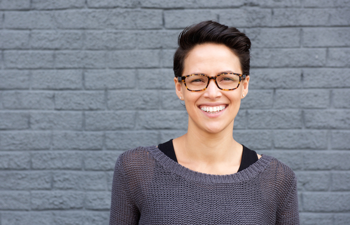 How dental implants by your dentist in Sydney CBD can restore your smile